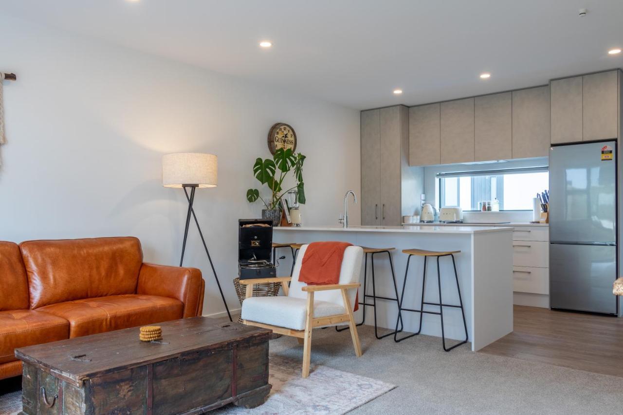 Appartement Cozy Retreat With Hot Tub à Christchurch Extérieur photo