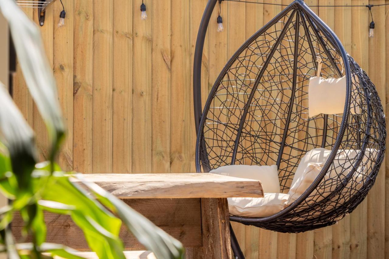 Appartement Cozy Retreat With Hot Tub à Christchurch Extérieur photo